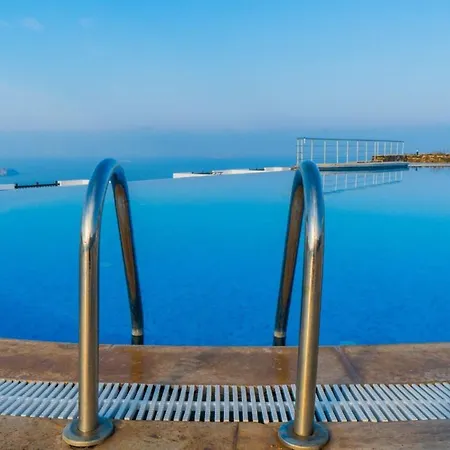 아파트 The Ultimate Holiday In An Ideal Location, Bodrum 1003 Giris